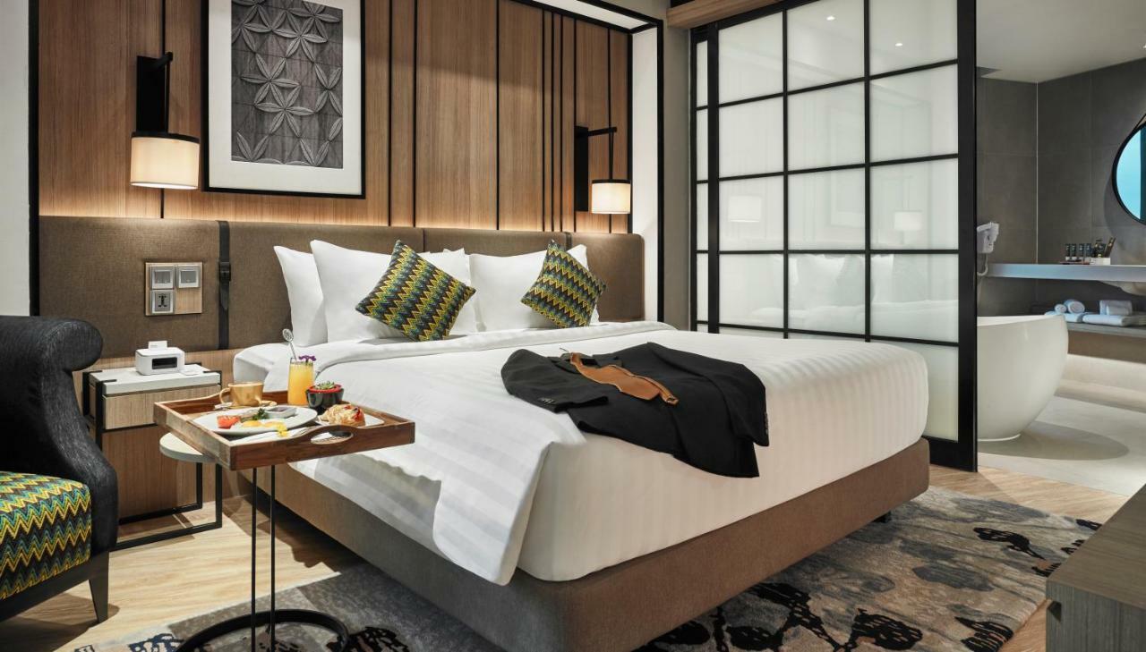 Novotel Karawang Exterior foto
